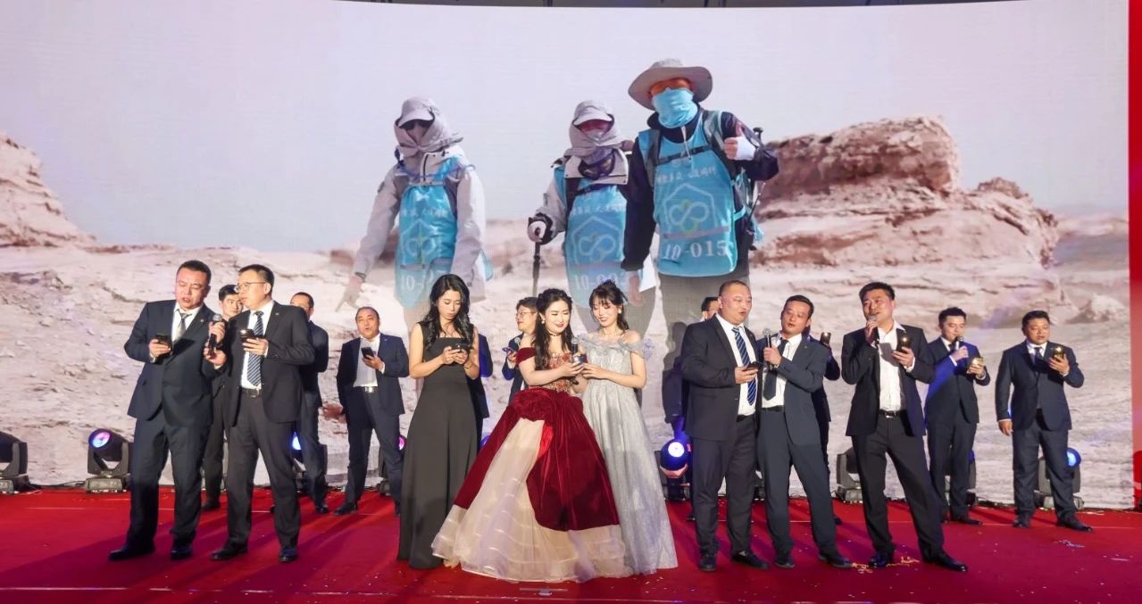 1706771716992242.jpg 1706771716992242.jpg